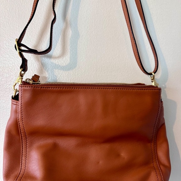 Lo & Sons Brown Leather Crossbody Bag EUC - Picture 2 of 4